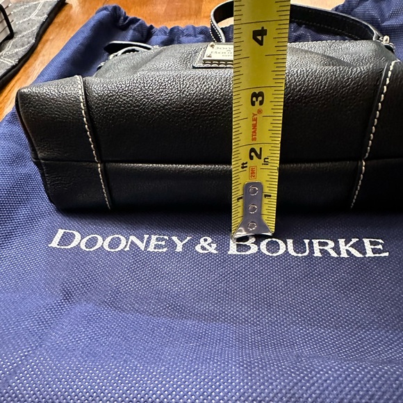 Dooney & Bourke Small Shoulder Bag - Picture 7 of 7